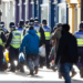 La policía británica podrá incautar las joyas o bicicletas de los inmigrantes indocumentados para pagar su proceso de asilo