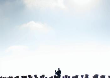 Maduro llama a la "vigilia permanente" ante las maniobras militares de Washington, a apenas 10 kilómetros de Venezuela