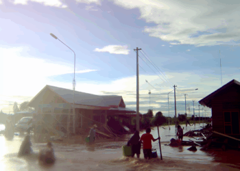 Al menos 78 personas muertas por las inundaciones en el sur de Tailandia y 72 en Indonesia