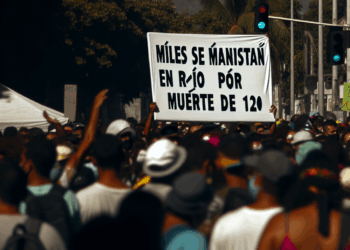 Miles de personas protestan en Río de Janeiro por la operación policial que dejó 120 muertos