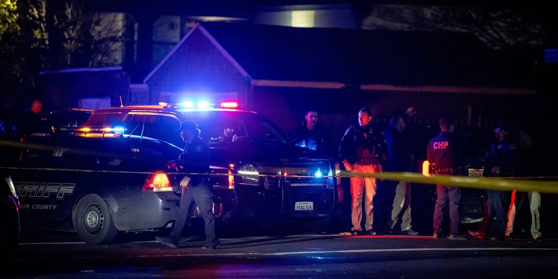 Cuatro muertos y diez heridos tras un tiroteo en una reunión familiar en un salón de banquetes en California