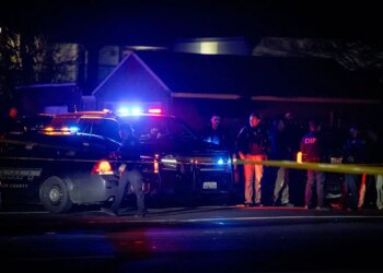 Cuatro muertos y diez heridos tras un tiroteo en una reunión familiar en un salón de banquetes en California