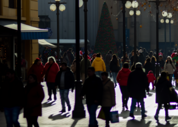Luces de Navidad, sobras en la economía doméstica