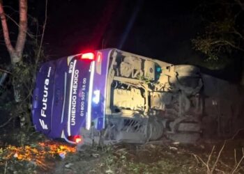 Accidente de autobús en Tlanchinol, Hidalgo, deja cinco muertos y más de 20 heridos