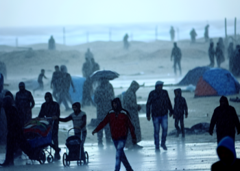 Las intensas lluvias y el frío agravan las penurias de Gaza en medio de la guerra