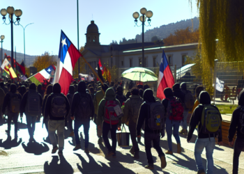 Presidente Petro insulta a Kast; Chile, protesta