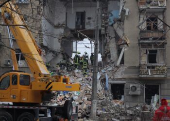 Bombardeos rusos contra instalaciones energéticas de Ucrania dejaran 10 muertos y decenas de heridos