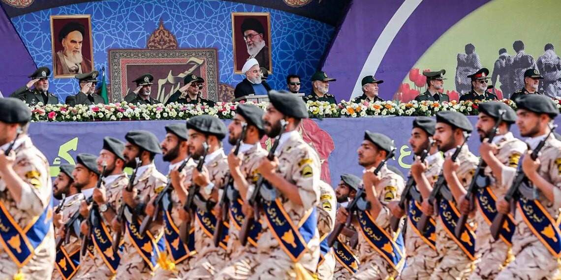 Irán amenaza con bombardear bases y portaviones estadounidenses si es atacado