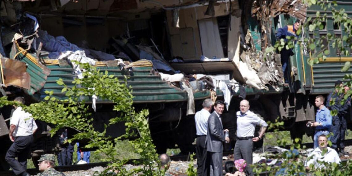 Rusia ataca a un tren de pasajeros en Ucrania: 12 muertos