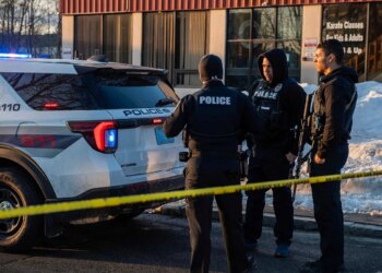 Tres muertos tras un tiroteo en un partido de hockey juvenil en Rhode Island