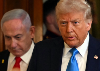 Trump dice a Netanyahu que seguirá negociando con Irán para ver si es posible llegar a un acuerdo