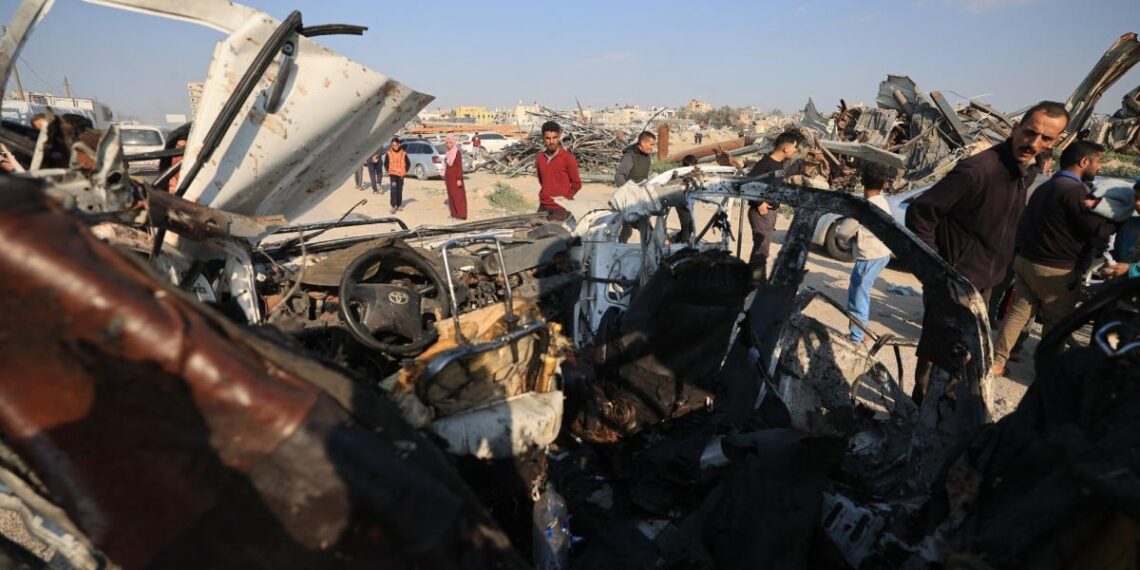 Hospital de Gaza reporta que un bombardeo israelí dejó ocho policías muertos