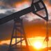 Petróleo Brent vuelve a superar los 100 dólares por barril tras nuevos ataques de Irán
