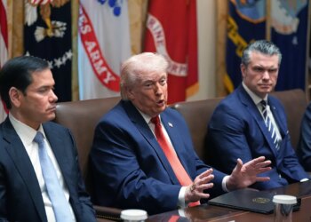 Irán bombardea una base aérea de EEUU en Arabia Saudí y deja 12 soldados heridos, dos de ellos en estado grave