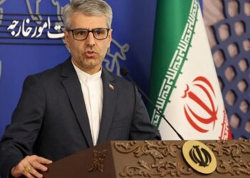 Esmail Baghaei, portavoz de Exteriores de Irán: "Han matado a nuestro líder supremo, ¿pensaban que nos quedaríamos inertes?"