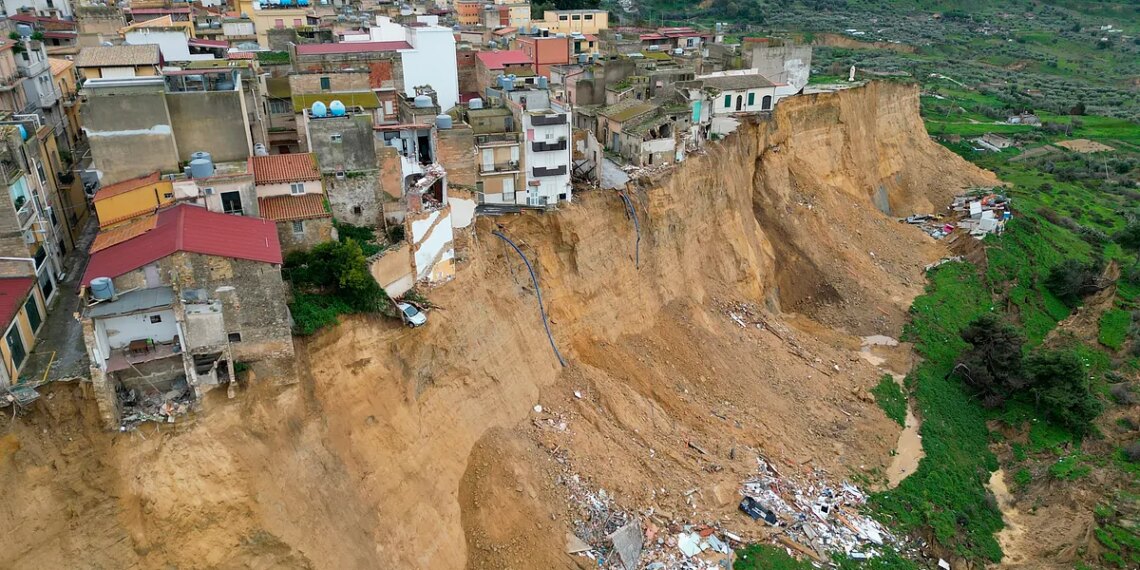 Un terremoto de magnitud 4.5 sacude la isla de Sicilia y obliga a cerrar las escuelas