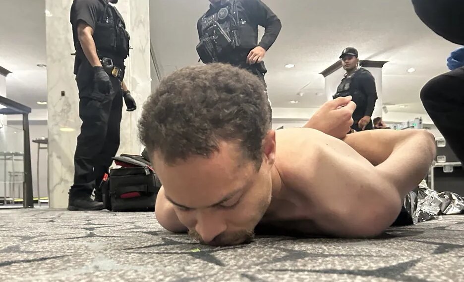 El detenido por el tiroteo en la cena de gala de Washington, acusado de intento de asesinato a Donald Trump