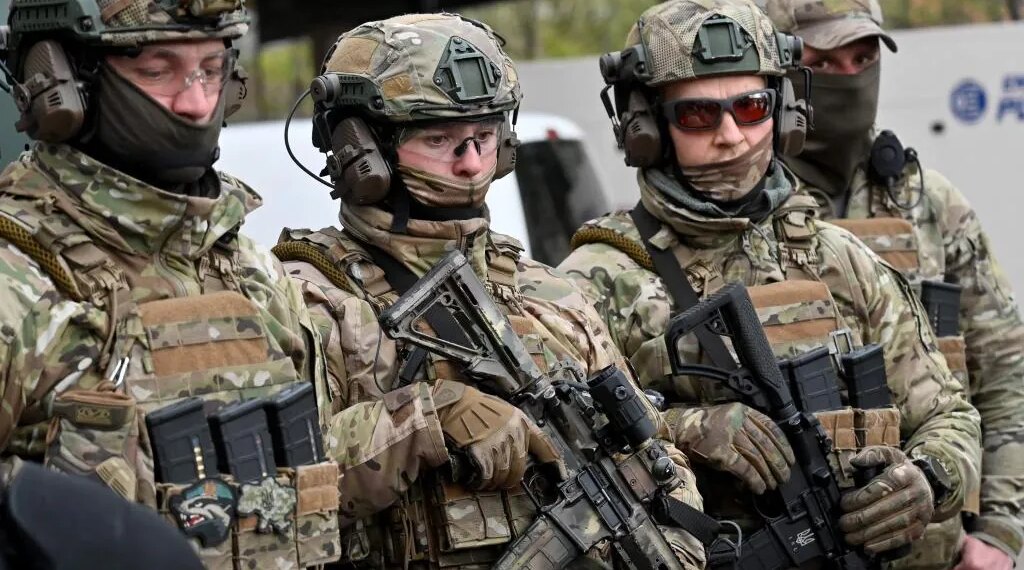 Varios ataques rusos dejan al menos un muerto y docenas de heridos en Ucrania, que apunta a zonas industriales rusas