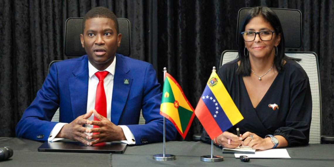 Presidenta encargada de Venezuela llega a isla de Granada, su primer viaje internacional