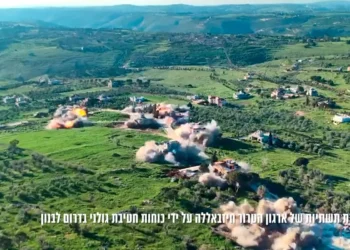 El ejército israelí difunde un vídeo en el que, según afirma, se muestra la destrucción de infraestructuras de Hezbolá en el Líbano