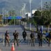 Irán dispara contra tres buques en Ormuz, EEUU mantiene el bloqueo y la diplomacia se estanca