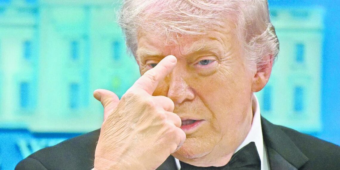 La violencia acecha al presidente Trump