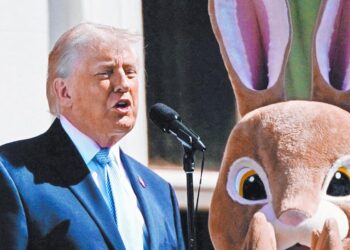 Trump amenaza con desaparecer a Irán