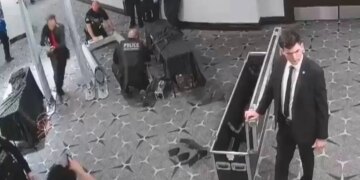 Un nuevo vídeo muestra a Cole Allen, el hombre que intentó asesinar a Trump, disparando a un agente durante la cena de corresponsales