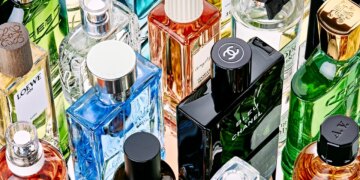 38 Best Fragrances to Make You Smell Famous, According to Famous People