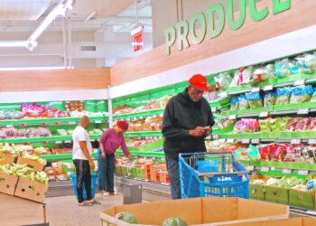 La mayoría de los adultos en EU afirma que su situación financiera es buena; aumentan preocupaciones laborales