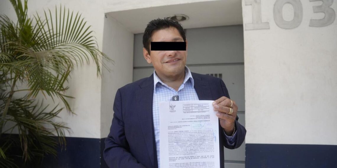 Detienen al alcalde de Cuautla, Morelos, como parte del Operativo Enjambre
