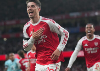 El Arsenal, de cabeza a por la Premier