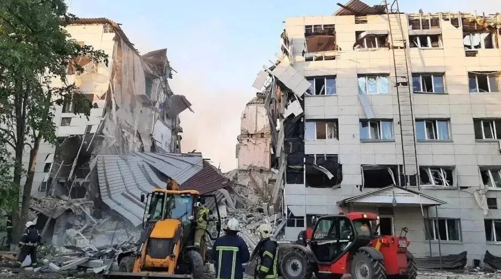 Rusia afirma que un ataque con drones ucranianos deja cuatro muertos y 35 heridos en la región de Lugansk