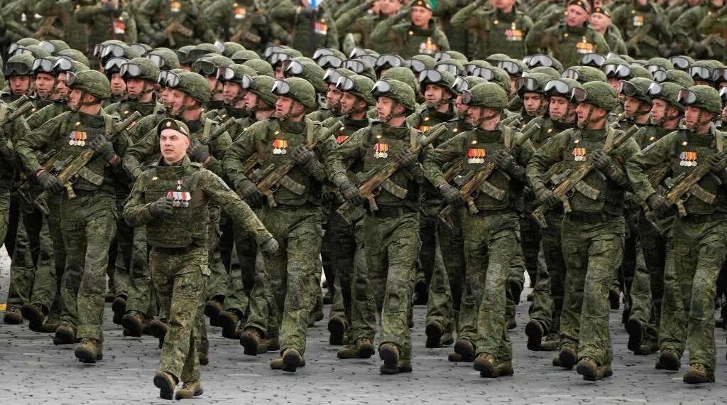 La población penal en Rusia se reduce casi a la mitad por los contratos para combatir en Ucrania