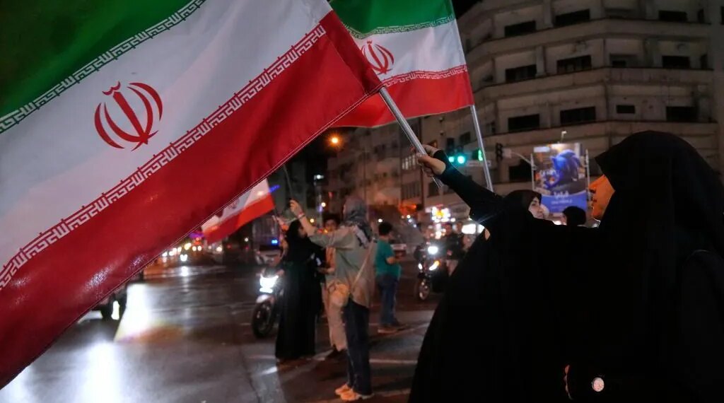 Guerra en Irán, última hora hoy, en directo | Estados Unidos ataca dos petroleros de Irán pero espera una respuesta a su propuesta de paz