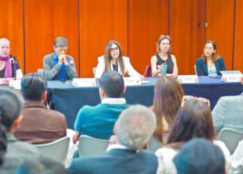 Cuestionan poca inversión en educación pública