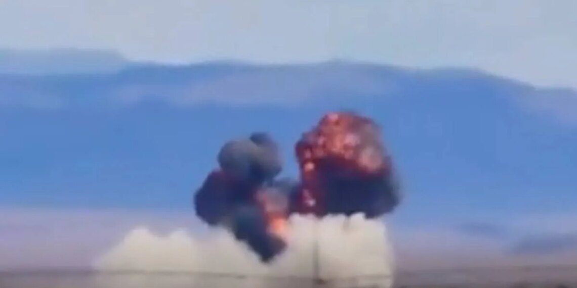 Cuatro pilotos salen ilesos tras la colisión de dos aviones en un espectáculo aéreo en Idaho