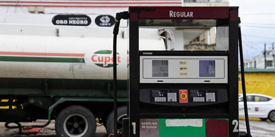 Cuba ajustará precios en gasolinas para reflejar costos de importación