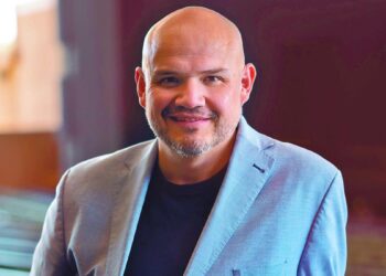 David Lomelí y el reto de dirigir la Ópera de Dallas