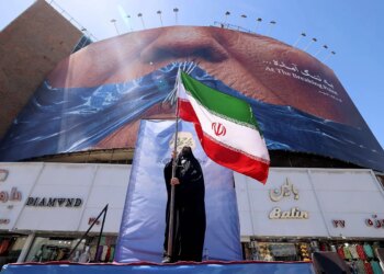 De la guerra de Suez en 1956 a la de Ormuz en 2026: canalizaciones alternativas del crudo para evitar el colapso global
