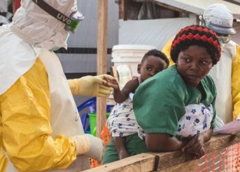 10 factores que facilitan la veloz propagación actual del ébola