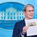 El Gobierno de EEUU presiona para que se impriman billetes de 250 dólares con la cara de Trump