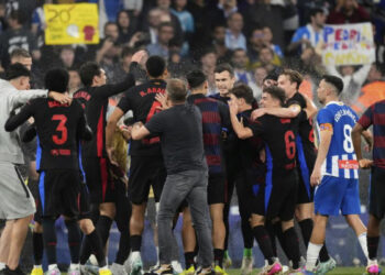 El Barça sigue de fiesta: hoy se cumple un año de la primera Liga de Flick
