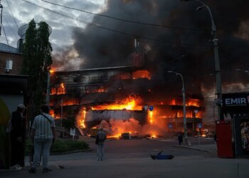 El peor bombardeo de la guerra contra los civiles de Ucrania: casi 100 misiles y un mensaje contra los aliados europeos