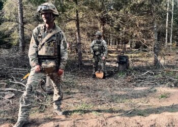 El zumbido de la guerra sacude al Báltico: "Los rusos nos tiran drones desviados, pero hemos aprendido de los ucranianos"