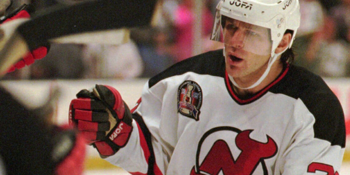 Encuentran muerto a Claude Lemieux, mito de la NHL