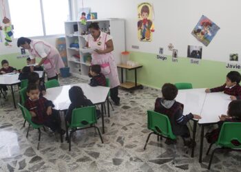 Refuerzan atención infantil en casas hogar