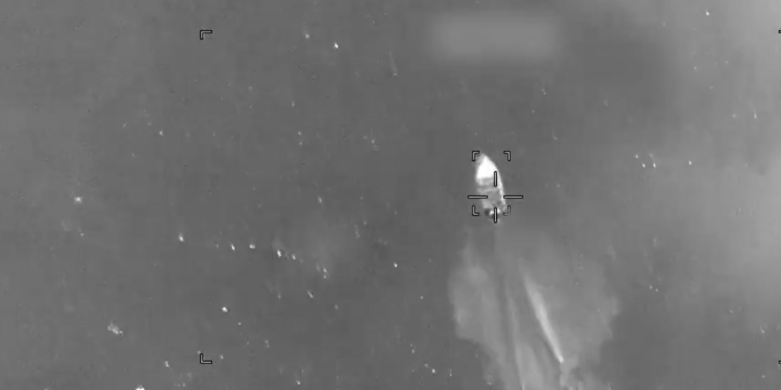 Ejército de EU mata a tres personas en nuevo ataque contra supuesta narcolancha en el Pacífico