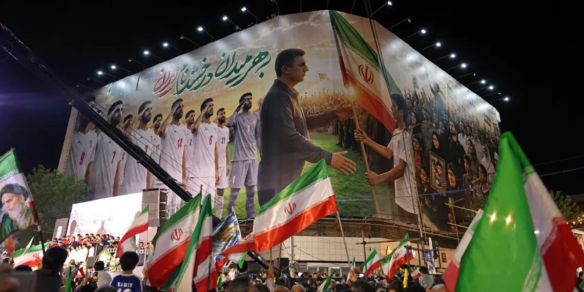 Fútbol en Irán, otro campo de batalla