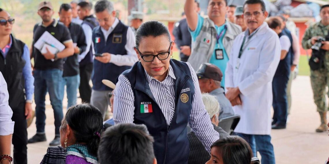 Gobiernos federal y estatal recorren comunidades de Chilapa